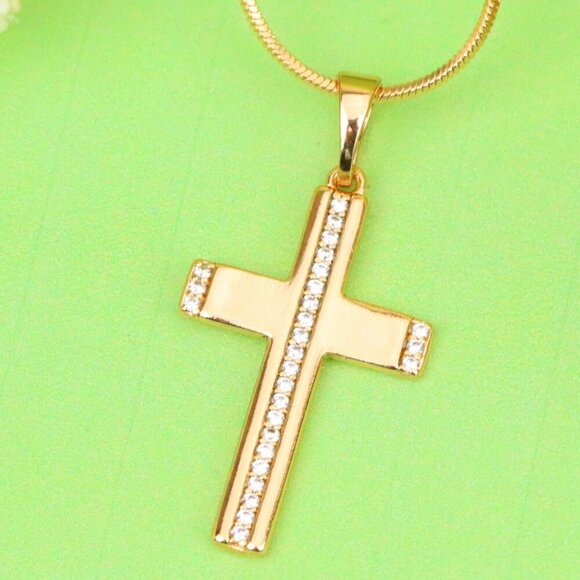 "Elegant Rose Gold Cross Pendant with Crystal Inlay Design, XPPT1269 - Picture 1 of 13